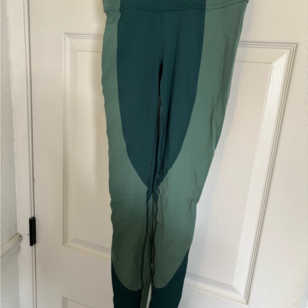 Lululemon Green/Blue Women's leggings